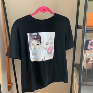 Graphic tee